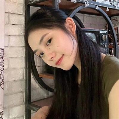她的微笑和圈套